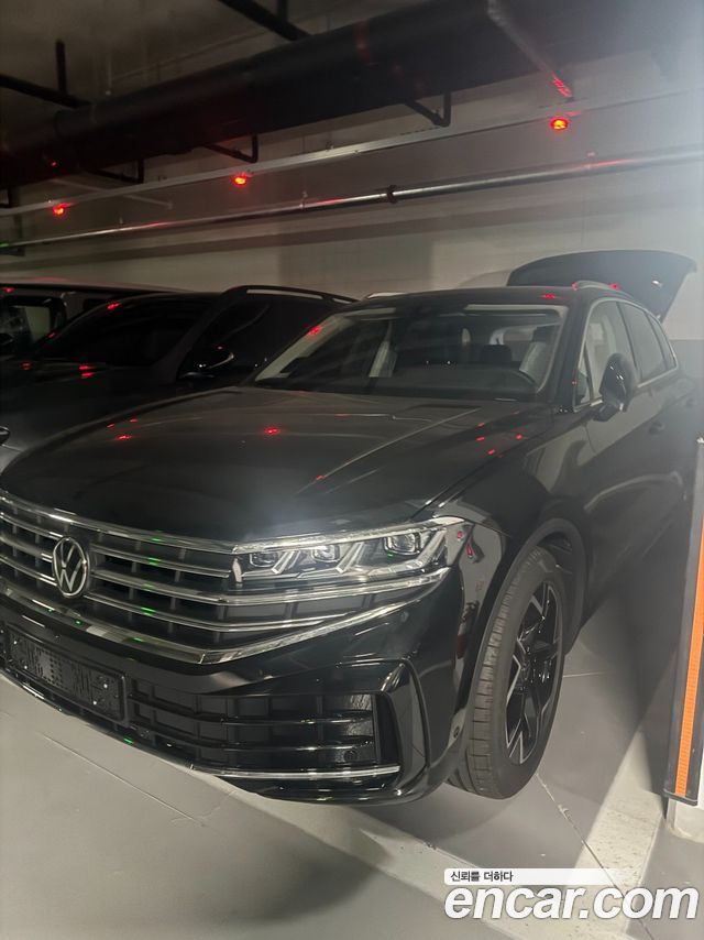 Volkswagen Touareg 3.0 TDI Prestige — пробег 10 км