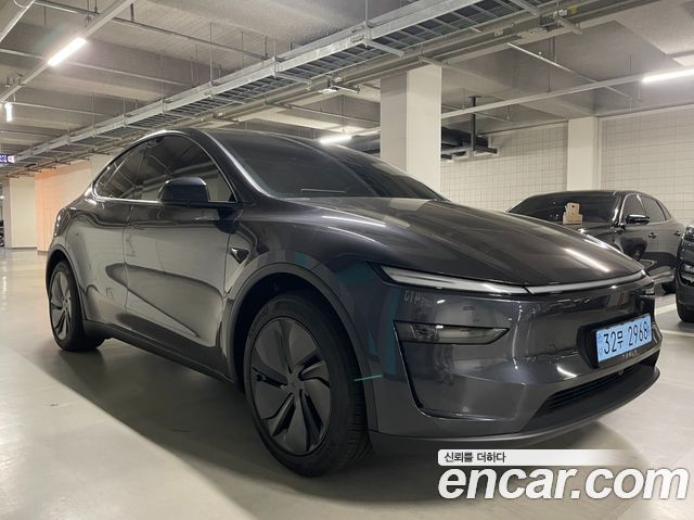 Tesla Model Y Premium RWD — пробег 1 350 км