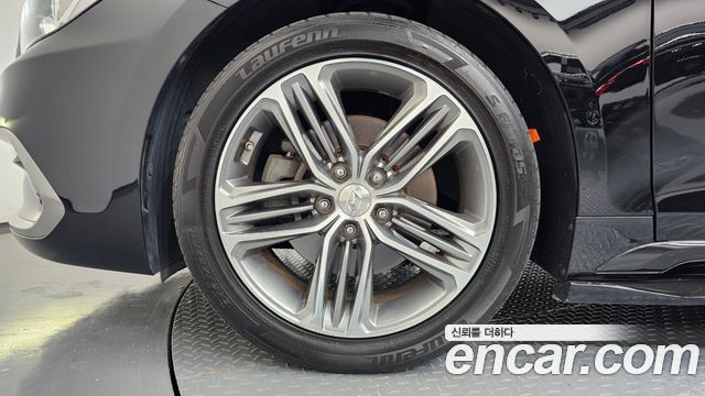 Hyundai Grandeur 3.0 Exclusive — пробег 127 556 км