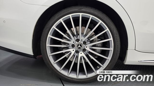 Mercedes-Benz S-Class S500L 4MATIC — пробег 33 151 км