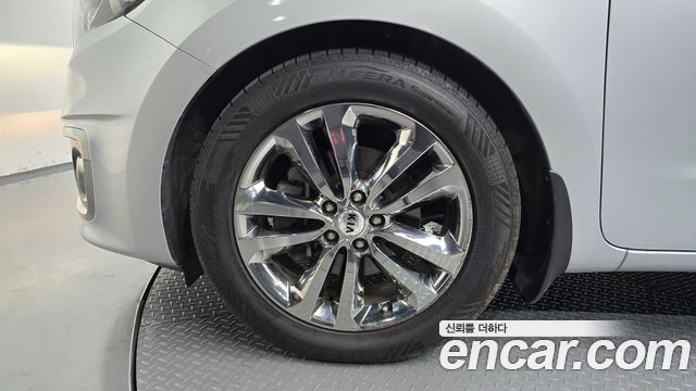 Kia Carnival Gasoline 9-seater Limousine(Special vehicle) — пробег 133 475 км