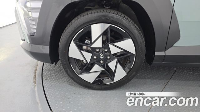 Hyundai Kona Gasoline 1.6 Turbo 2WD Inspiration — пробег 18 778 км