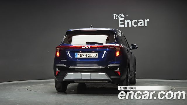 Kia Seltos из Кореи Encar
