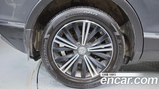 Volkswagen Tiguan 2.0 TDI Prestige — пробег 159 115 км