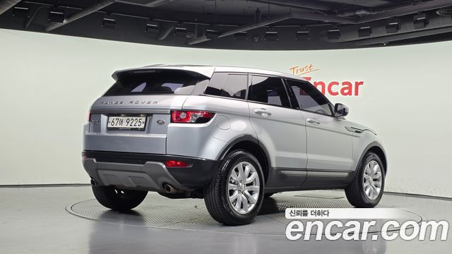Land Rover Range Rover Evoque 2.2 SD4 Pure — пробег 146 747 км