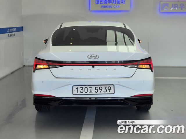 Hyundai AVANTE 1.6 Smart — пробег 119 422 км