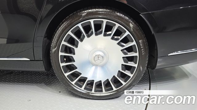 Mercedes-Benz S-Class Maybach S560 4MATIC — пробег 118 817 км