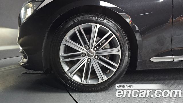 Genesis G80 3.3 GDI Luxury — пробег 136 220 км