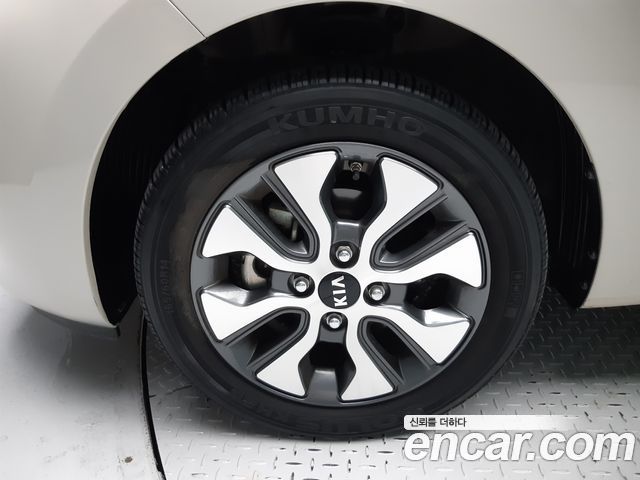 Kia morning Luxury — пробег 15 000 км