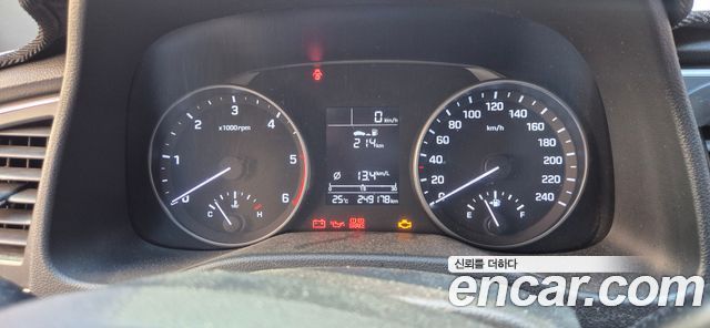 Hyundai AVANTE 1.6 e-VGT Style — пробег 249 000 км