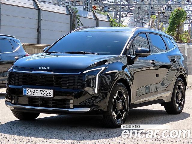 Kia Sportage HEV 1.6 4WD Signature — пробег 24 600 км