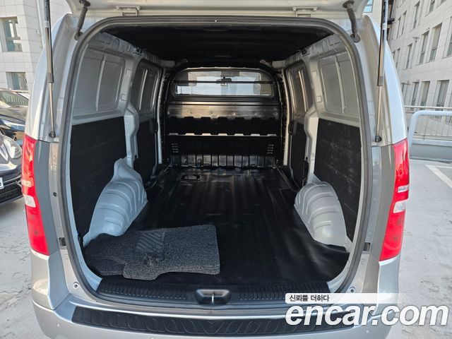 Hyundai Starex Van 3-Seater Smart — пробег 93 991 км