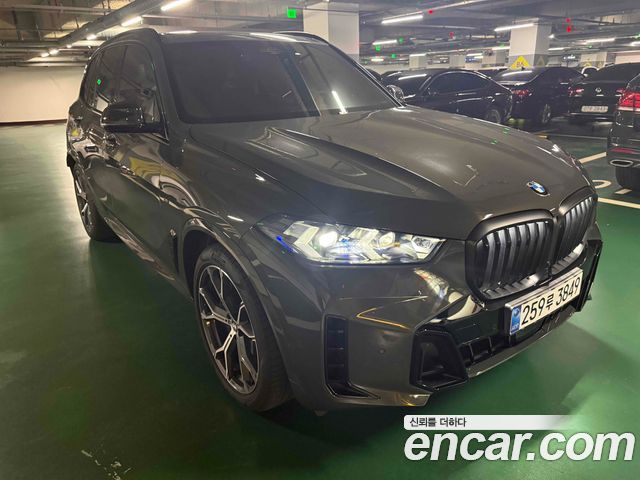 BMW X5 xDrive 40i M Sport Pro Special Edition — пробег 5 800 км