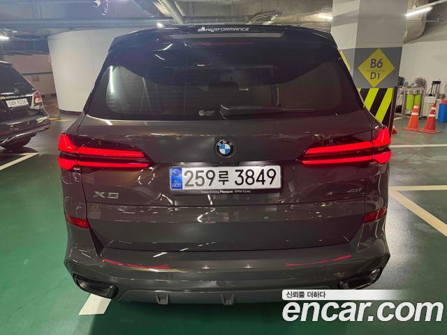 BMW X5 xDrive 40i M Sport Pro Special Edition — пробег 5 800 км