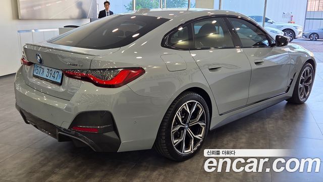 BMW i4 eDrive40 M Sports Pro — пробег 43 262 км