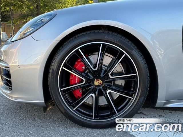 Porsche Panamera 4.0 GTS — пробег 48 000 км