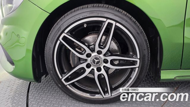 Mercedes-Benz A-Class A200 AMG Line — пробег 62 314 км