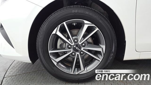 Kia K3 из Кореи Encar