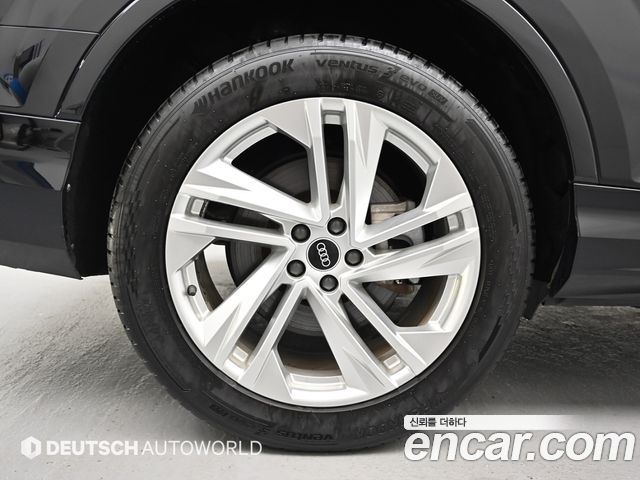 Audi Q7 45 TDI Quattro Premium — пробег 43 142 км