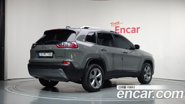 Jeep Cherokee 2.4 Limited AWD — пробег 70 095 км — фото 2 из 5