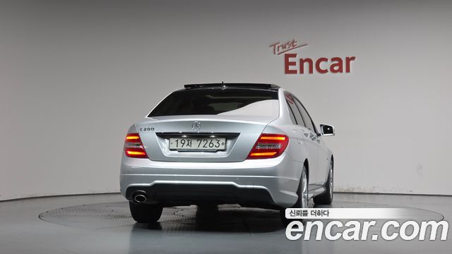 Mercedes-Benz C-Class из Кореи Encar