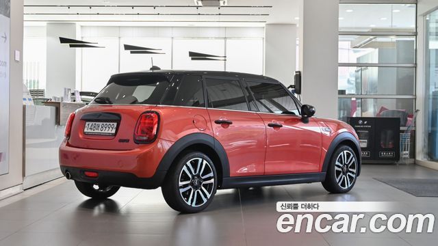 Mini Cooper 5Door Rosewood Edition 3rd — пробег 29 228 км