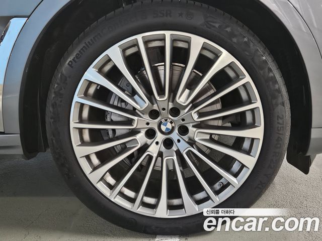 BMW X7 xDrive 40d Design Pure Excellence 7-Seater — пробег 10 609 км