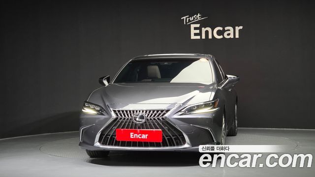 Lexus ES Executive — пробег 130 499 км — фото 3 из 5