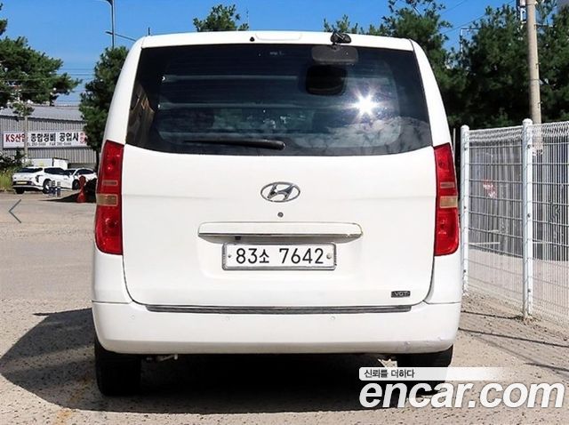 Hyundai Starex 3-Seater VAN CVX Luxury — пробег 222 516 км