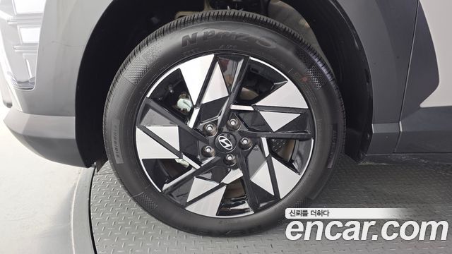 Hyundai Kona из Кореи Encar