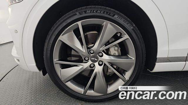 Genesis GV70 2.5T Gasoline AWD — пробег 52 916 км