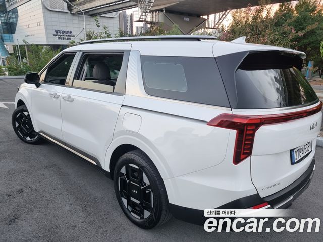 Kia Carnival HEV 9seater Nobless — пробег 21 750 км