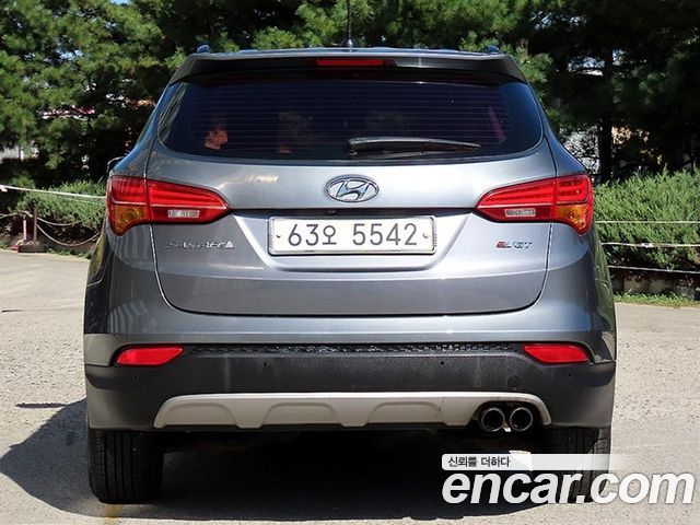 Hyundai Santafe Diesel(e-VGT) 2.0 2WD Premium — пробег 180 677 км