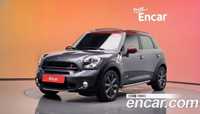 Mini Countryman ALL4 Park Lane 1st — пробег 161 798 км — фото 1 из 5