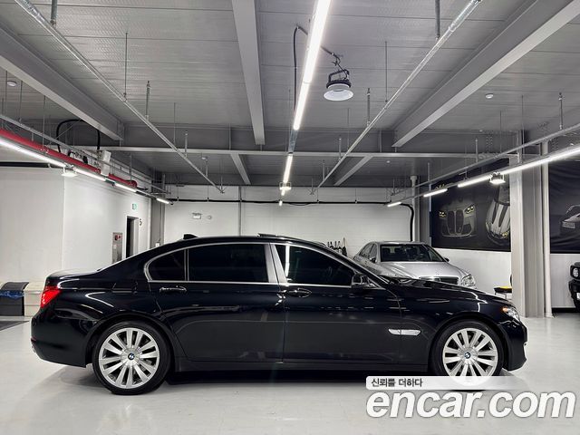 BMW 7-Series 750Ld xDrive Individual — пробег 40 410 км