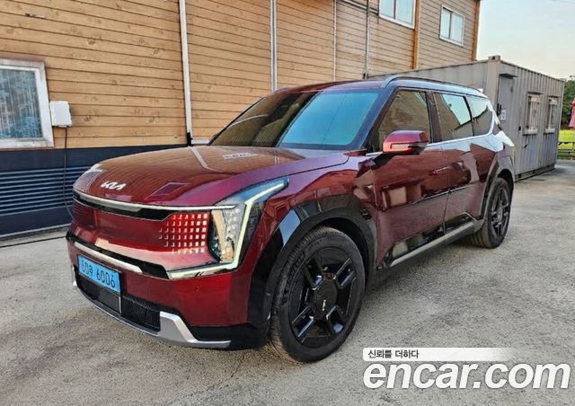 Kia EV9 Long Range 2WD Earth — пробег 42 900 км