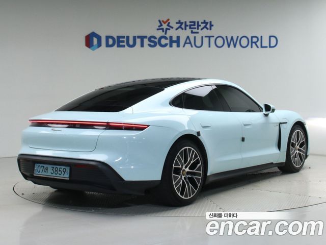 Porsche Taycan Base — пробег 114 479 км