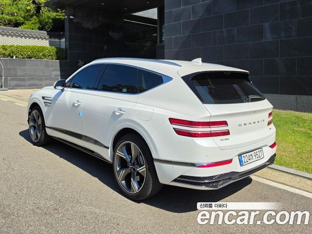 Genesis GV80 2.5T Gasoline AWD — пробег 22 451 км
