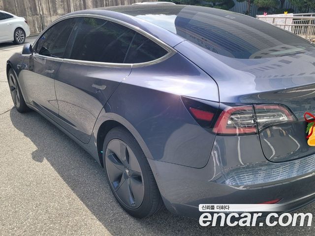 Tesla Model 3 Long Range AWD — пробег 201 000 км