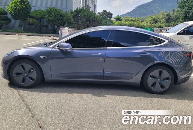 Tesla Model 3 Long Range AWD — пробег 201 000 км