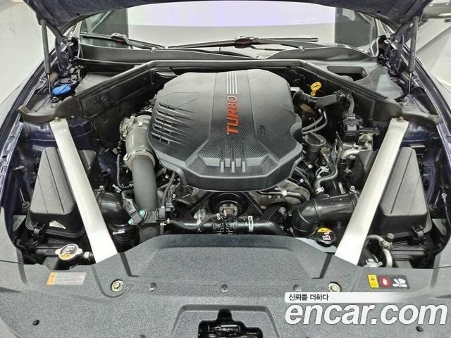 Kia Stinger 3.3 Turbo AWD GT — пробег 87 985 км