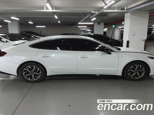 Hyundai Sonata 2.0 Premium Plus — пробег 247 008 км