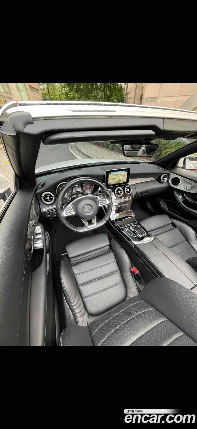 Mercedes-Benz C-Class C200 Cabriolet — пробег 61 000 км