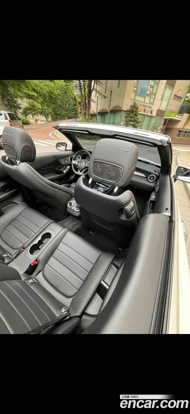 Mercedes-Benz C-Class C200 Cabriolet — пробег 61 000 км