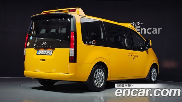 Hyundai Staria из Кореи Encar