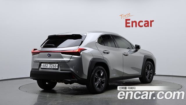 Lexus UX из Кореи Encar