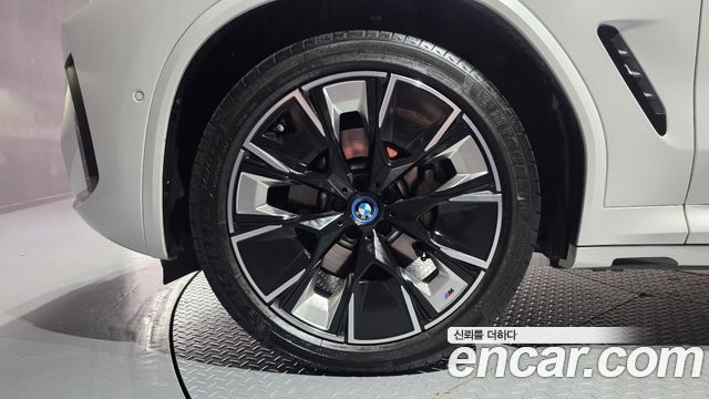 BMW iX3 M Sports — пробег 59 953 км — фото 5 из 5