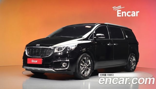 Kia Carnival 9-seater Prestige — пробег 60 351 км — фото 1 из 5