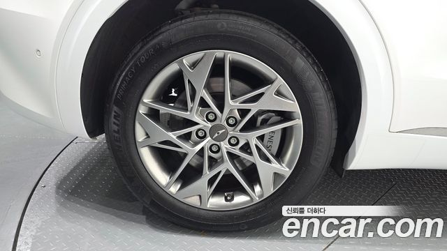 Genesis GV70 из Кореи Encar