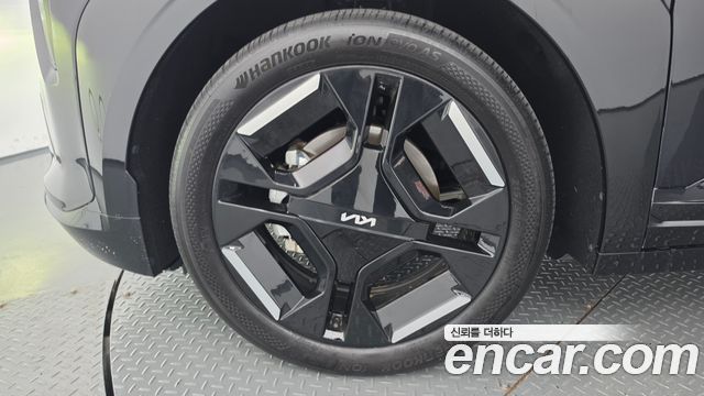 Kia EV3 из Кореи Encar